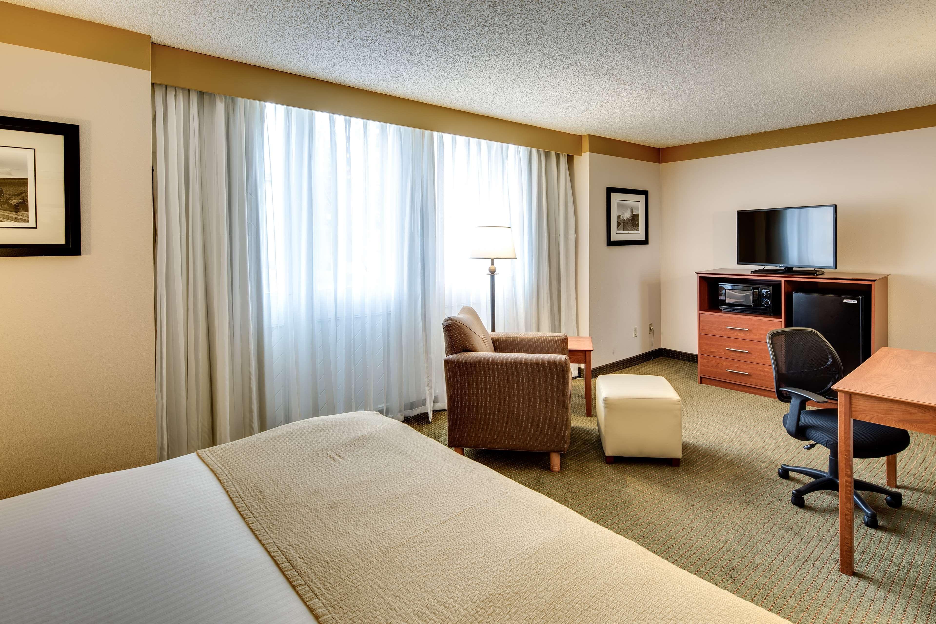 Best Western Plus Como Park Hotel Saint Paul Exterior photo