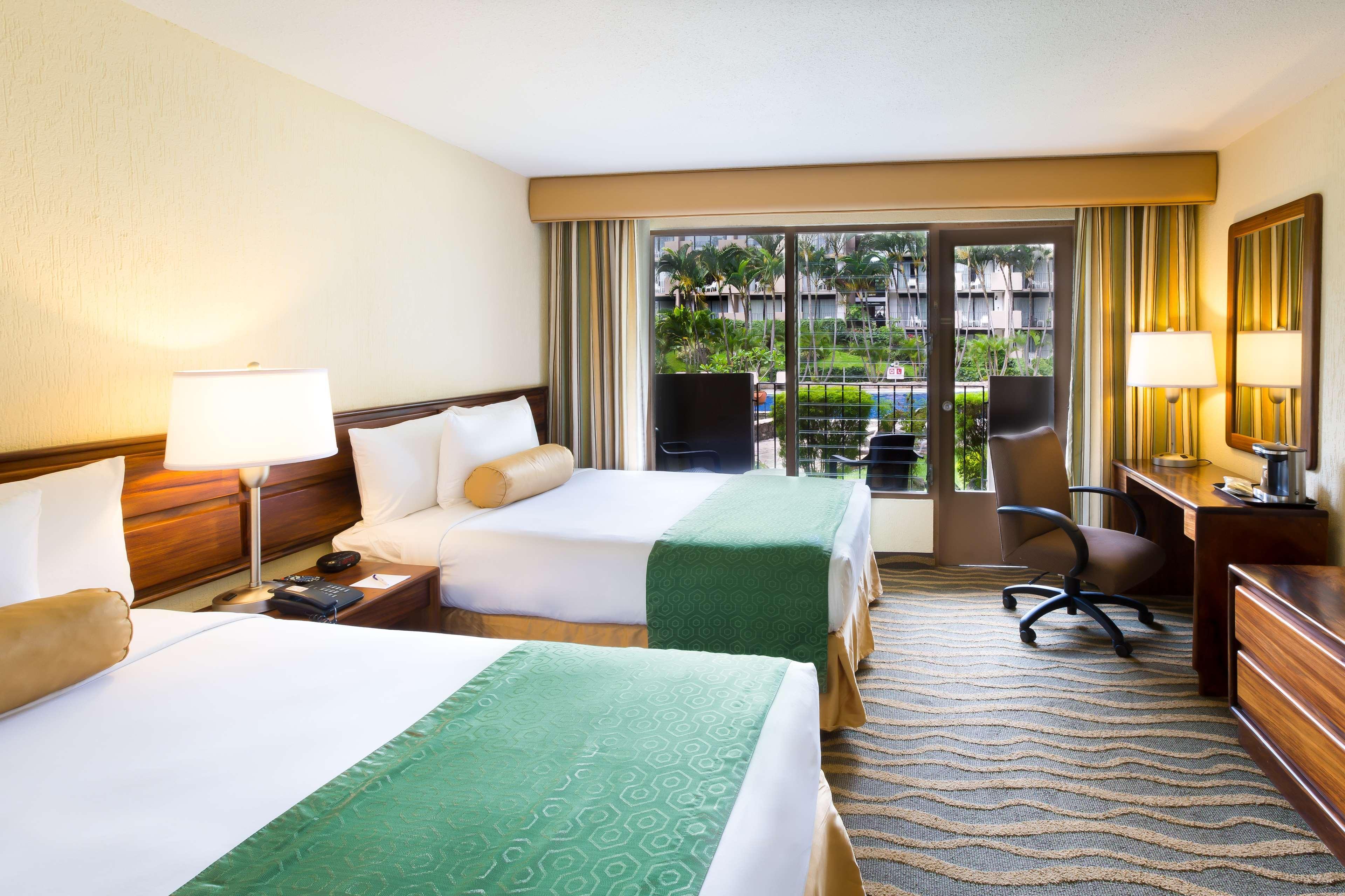 Best Western Plus Como Park Hotel Saint Paul Exterior photo