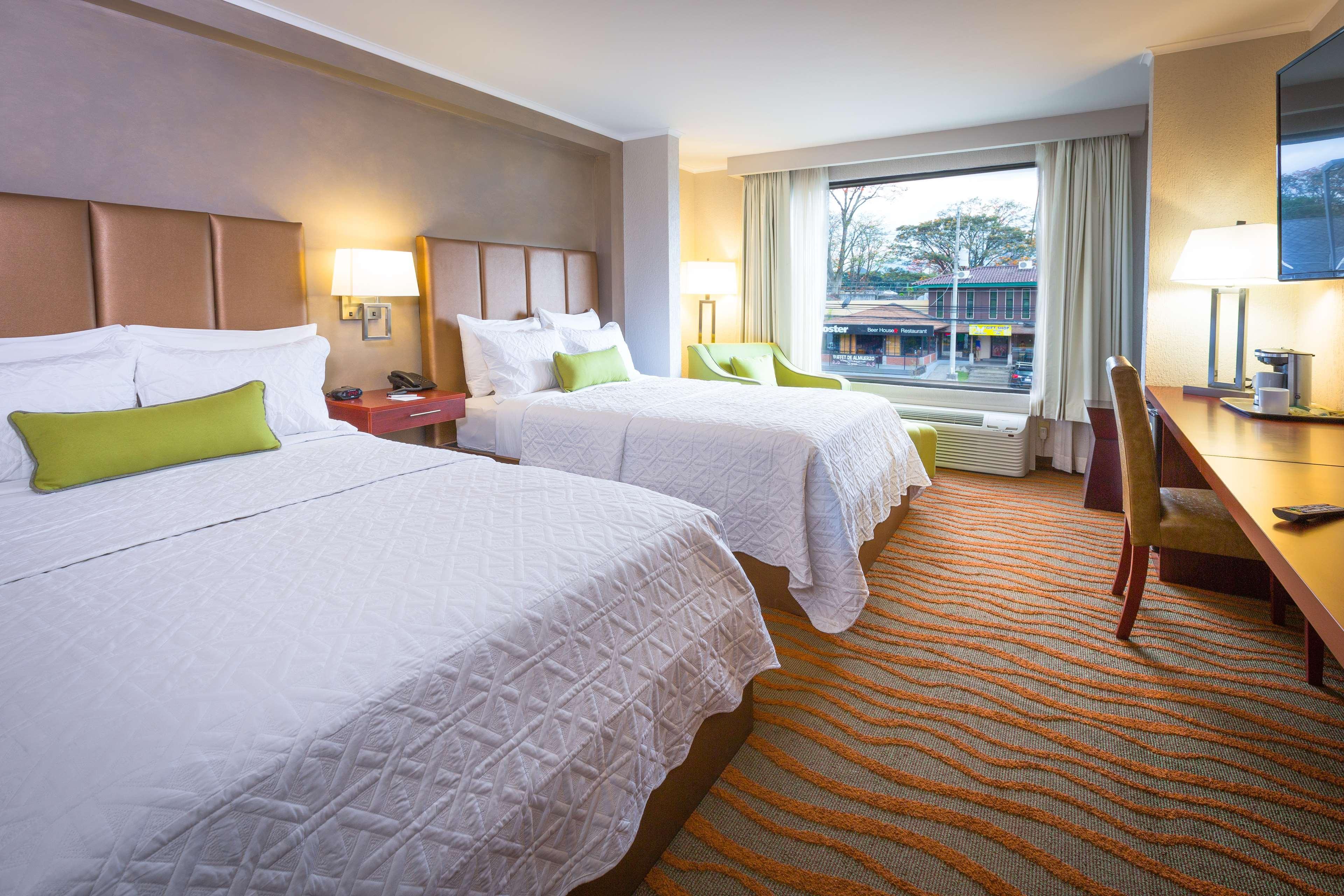 Best Western Plus Como Park Hotel Saint Paul Exterior photo